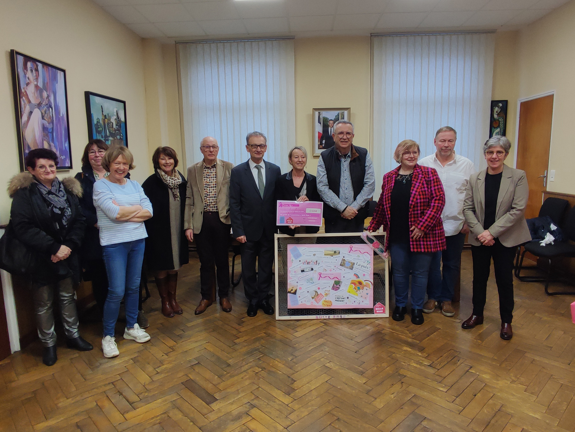 Remise cheque bulle rose.jpg