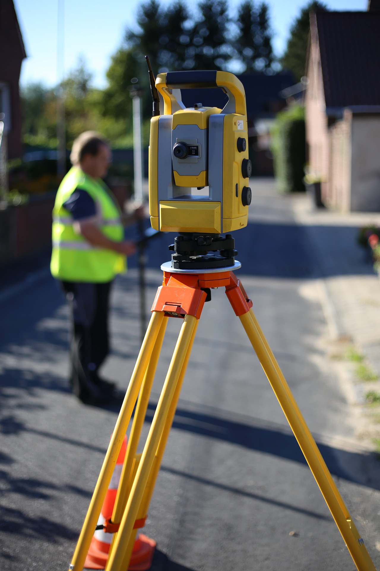 surveying-4204856_1920.jpg