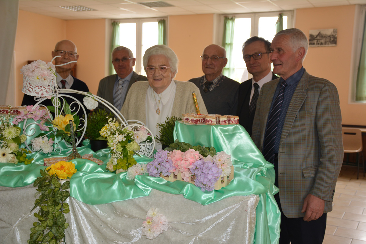 Repas-1er-Mai-Bermonville.JPG